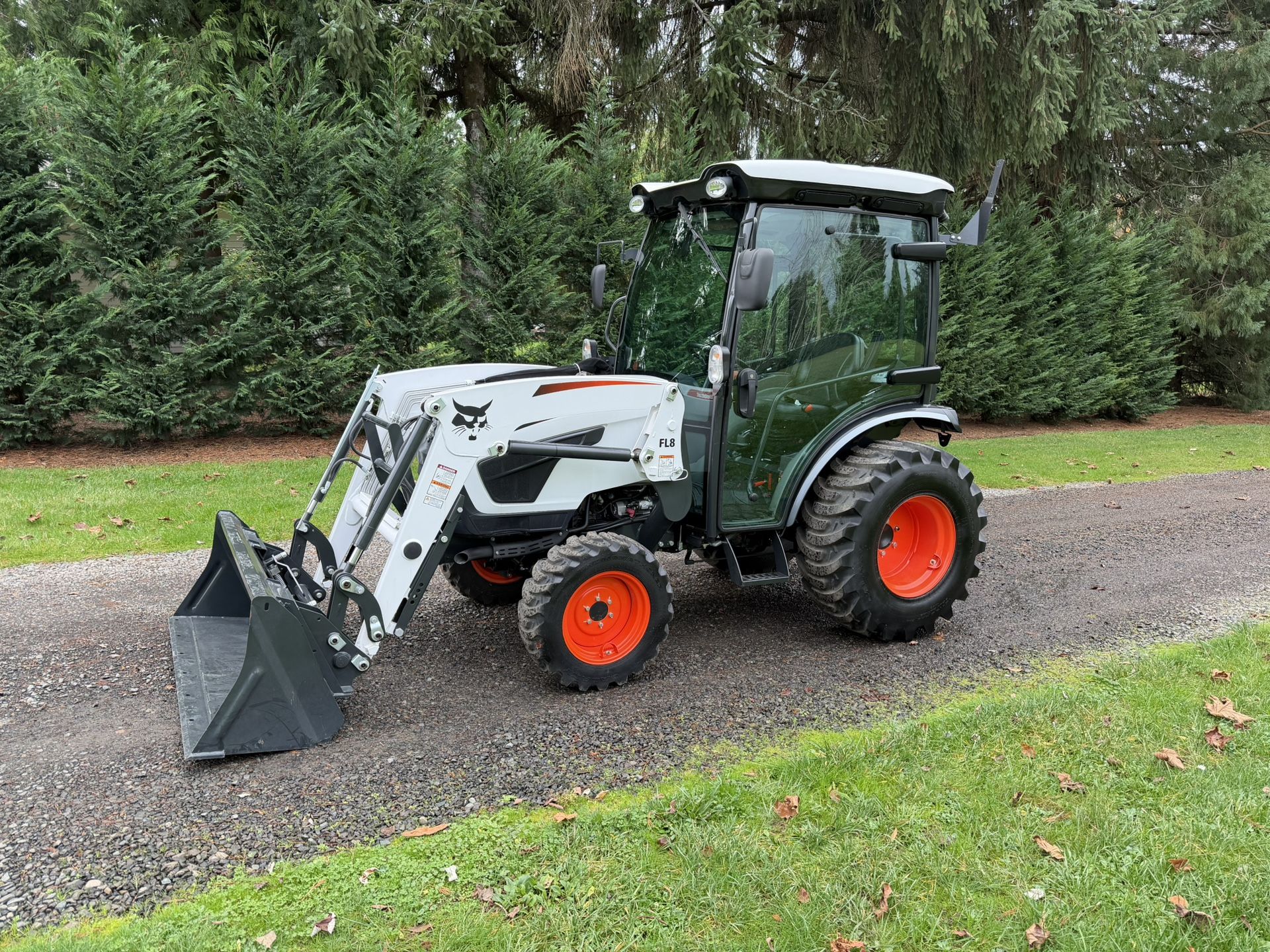 2025 Bobcat CT2540 Tractor - 40HP - Full Cab - NEW only 5 Hours