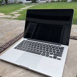 2014/15 Macbook Pro 13 inch 2.6Ghz i5 8GB 128GB SSD