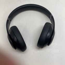 Beats Headphones Studio Pro W Case 189593-1