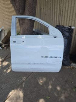 2019-2025 Chevrolet Silverado 1500 OEM Right Passenger Front Door