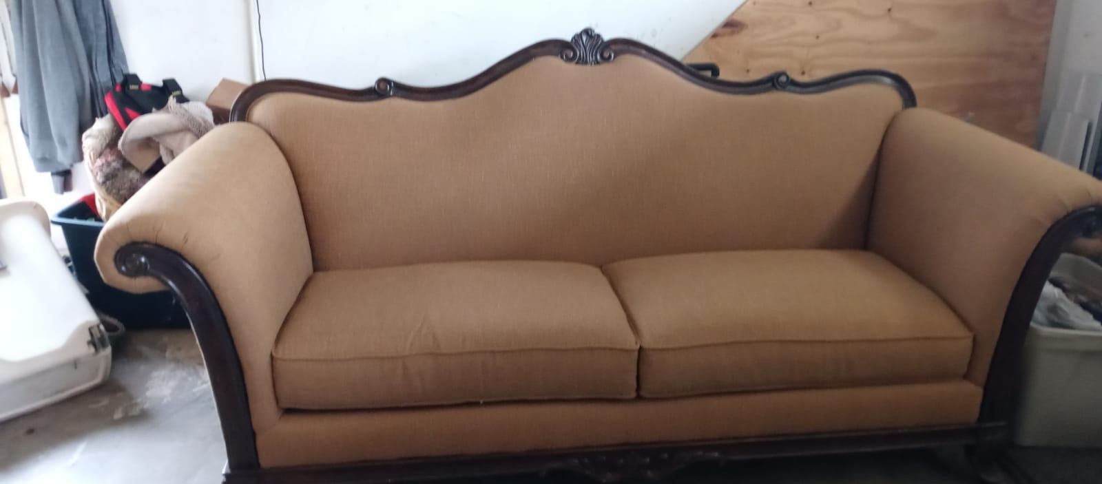 Sofa... Beautiful Piece Don't Miss Out!
