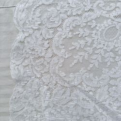 Exquisite French Lace Vintage Tablecloth With Napkins