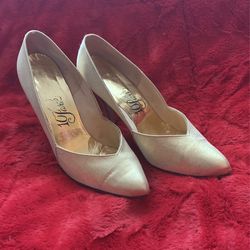 Gold Shoes,