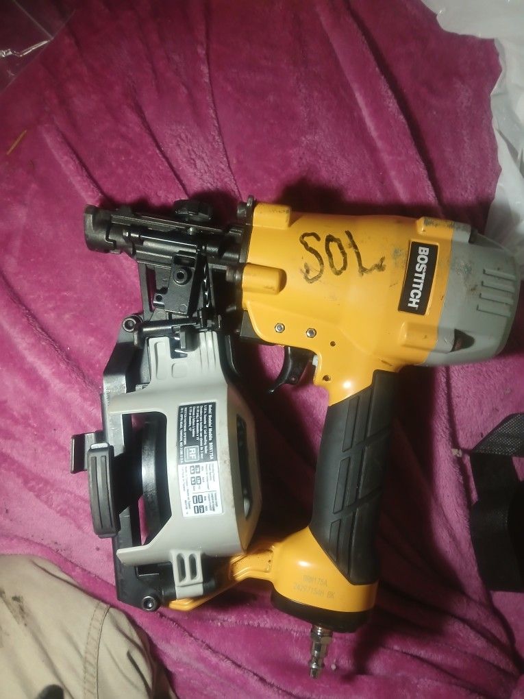 Bostitch 15° coil nailer