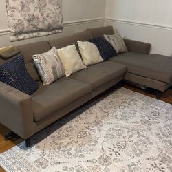 Sectional Sofa With Pillows