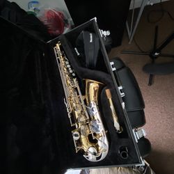Yamaha alto saxophone 