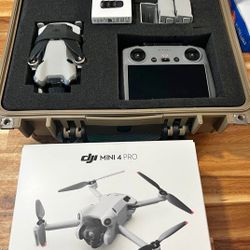 DJI Mini 4 Pro Fly More Combo (DJI
RC 2)