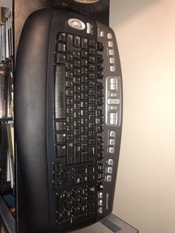 Microsoft Wireless Desktop Elite Keyboard⌨️ Model:1011 L@@k!!