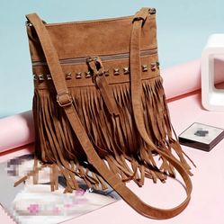 Timeless Trendy Vintage Fringe Crossbody Bag