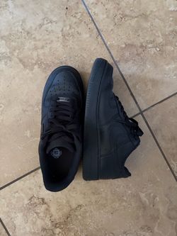 Air force 1 black size 8