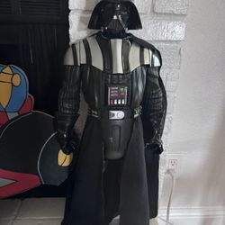 Tall Dark Vader Statue!