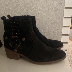 Women’s Black Booties 