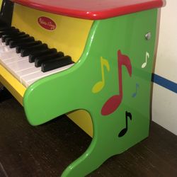 Melissa and Doug Piano