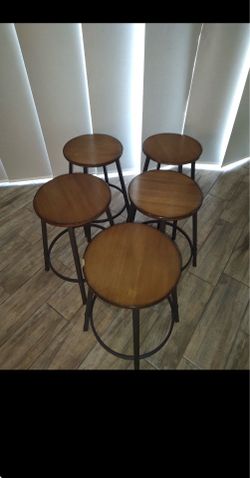 5 Barstools