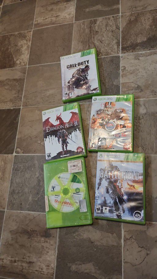 Bundle Five Xbox 360 Video Game All Work And All Have Case And Books