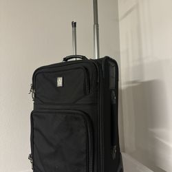 TravelPro Crew5 Expandable 22” Wheeled Carry On Luggage Suitcase