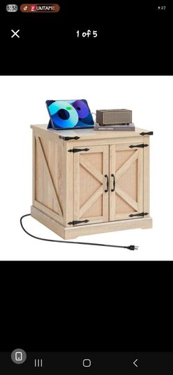 Farmhouse End tables