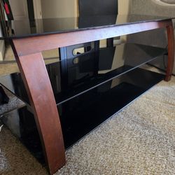 Insignia 58" tv stand