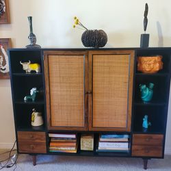 BEAUTIFUL MID-CENTURY MODERN WOOD RATTAN CABINET SIDEBOARSD SHELF