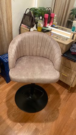 Brand new vanity chair - Never used