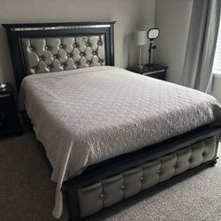 Queen Bedroom Set