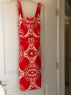 Women’s dress (medium)