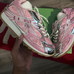 Pink Bottega