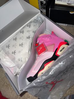 Air Jordan 6 awake pink limited rare size 9.5