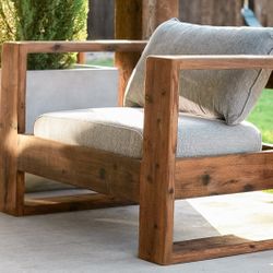 🌿 CEDAR Armchair – Timeless Comfort, Built to Last