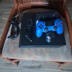 PS4 SLIM