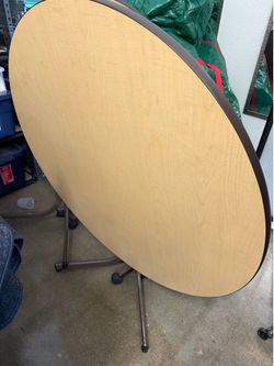 Large round tables