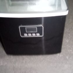 Countertop Ice Maker