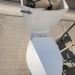 Toilets 