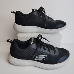 Sketchers Youth Girls Sneakers Black & White Dyna - Lite Memory Foam - Size 4.5