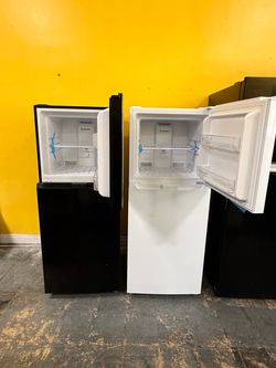 Refrigerador pequeño de 25 “ labor week sale