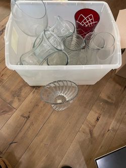 Mixed Glassware Lot – Vases, Tumblers, and Bowl