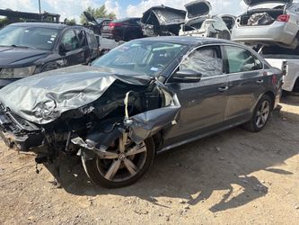 2015 Volkswagen Passat 1.8L Turbo For Parts