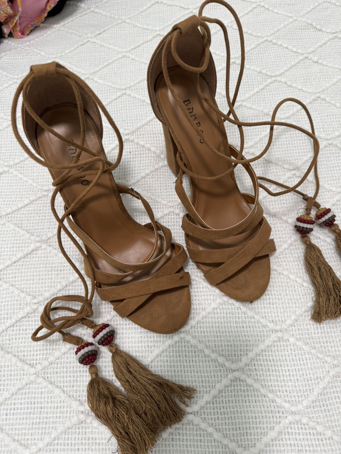 Sandalias Carmelitas, Size 6.5 -7.