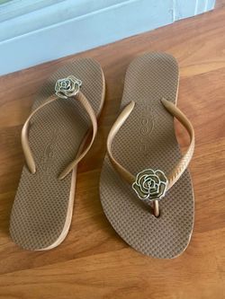 Flipout Sandals
