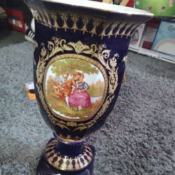 Limoges Vase In Great Condition