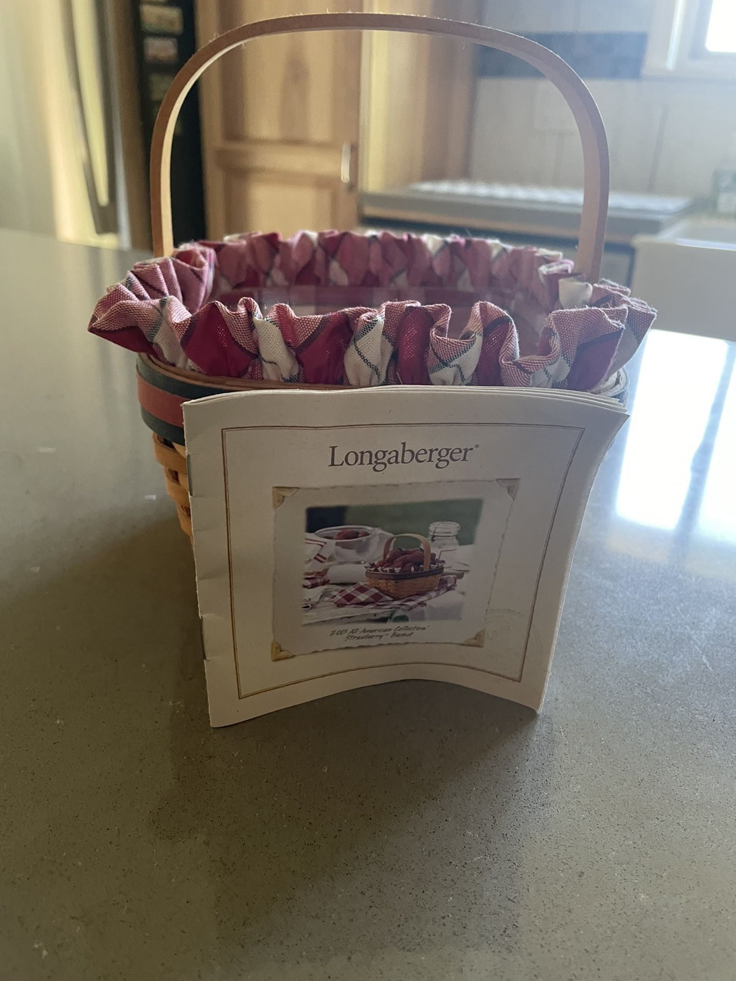 2001 All American Collection, Strawberry basket