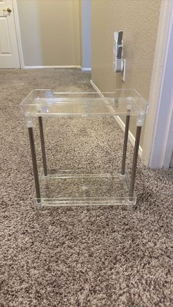 Clear Acrylic 2-Tier Shelf Makeup Organizer