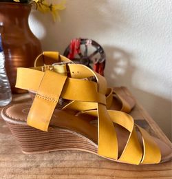 Women wedges heels