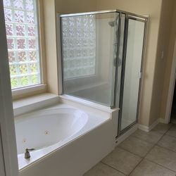 Jacuzzi Tub