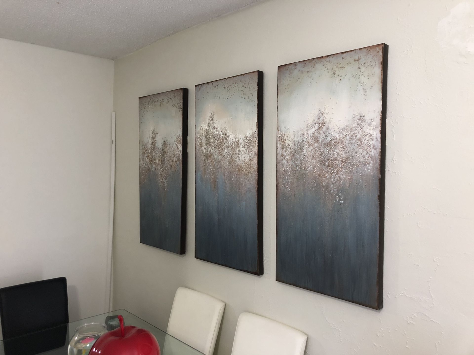 3 pieces canvas wall art , like new. Conjunto cuadros de 3 piezas