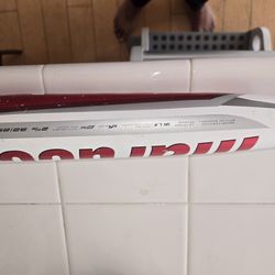 Marucci cat x  BAT......32 Inch 28 Oz 