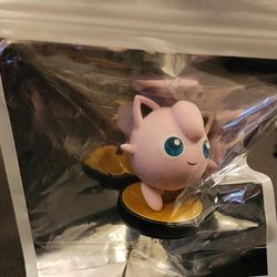 Nintendo Jigglypuff Super Smash Bros. amiibo Figure

