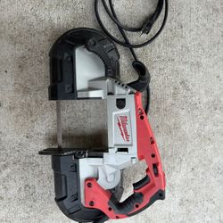 Milwaukee Deep Cut Band Saw