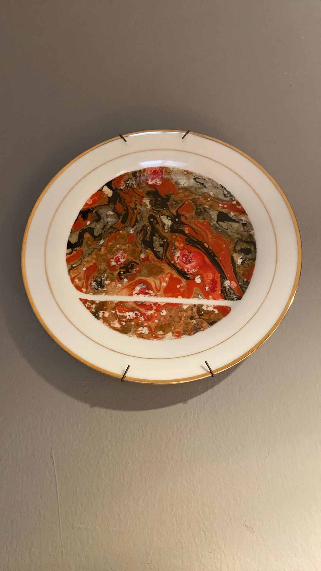 Abstractive Oil Painting On Porcelain Plate (d)