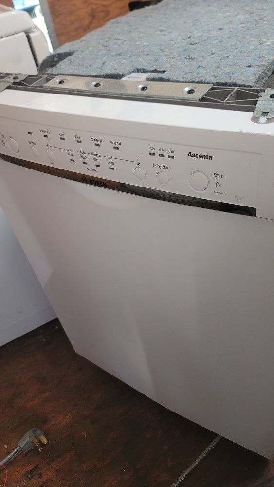 Bosch Dish Washer 4 Months Old
